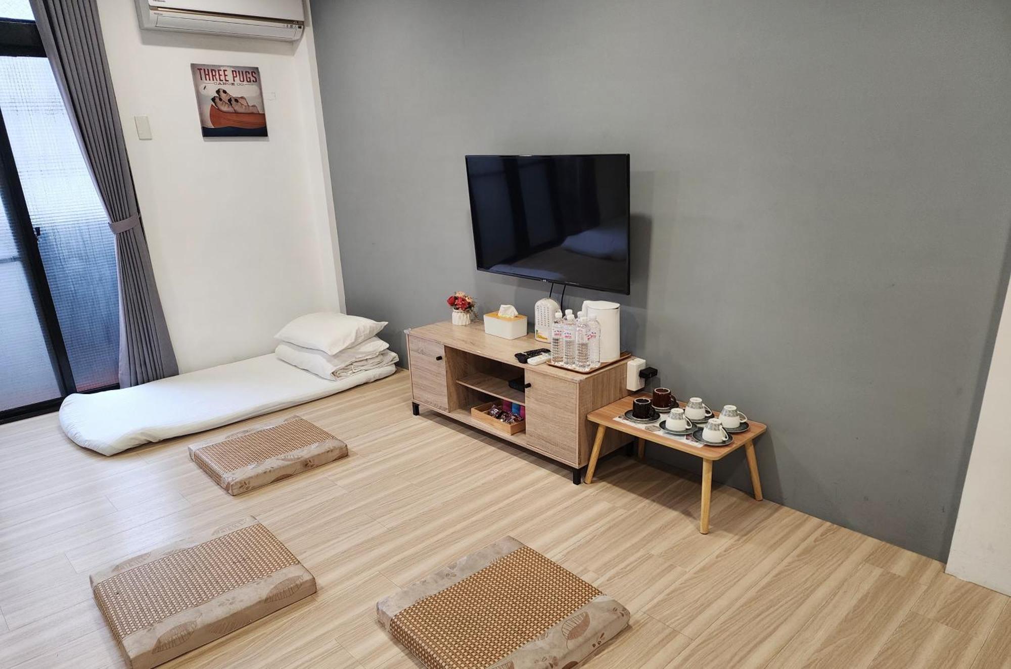 藏青民宿the Wind Guesthouse-Youth Inn Tainan Quarto foto